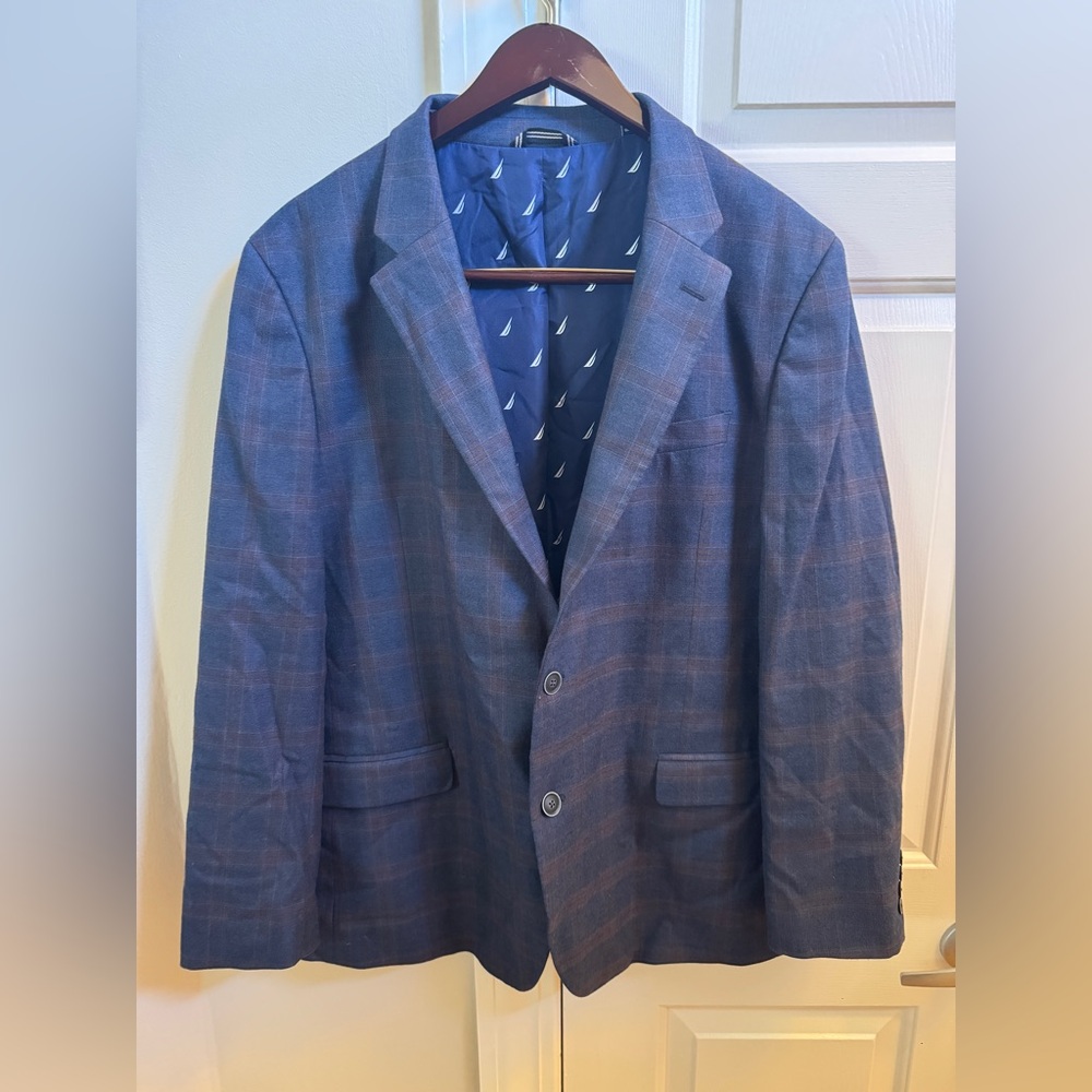 Nautica Blue Sport Coat with Textured Fabric and Notched Lapel 46 R